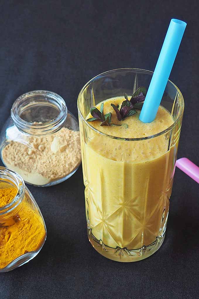 Try a creamy and refreshing glass of our pineapple coconut smoothie, flavored with assorted spices. We share our recipe: https://foodal.com/drinks-2/smoothies/pineapple-coconut-dairy-free/