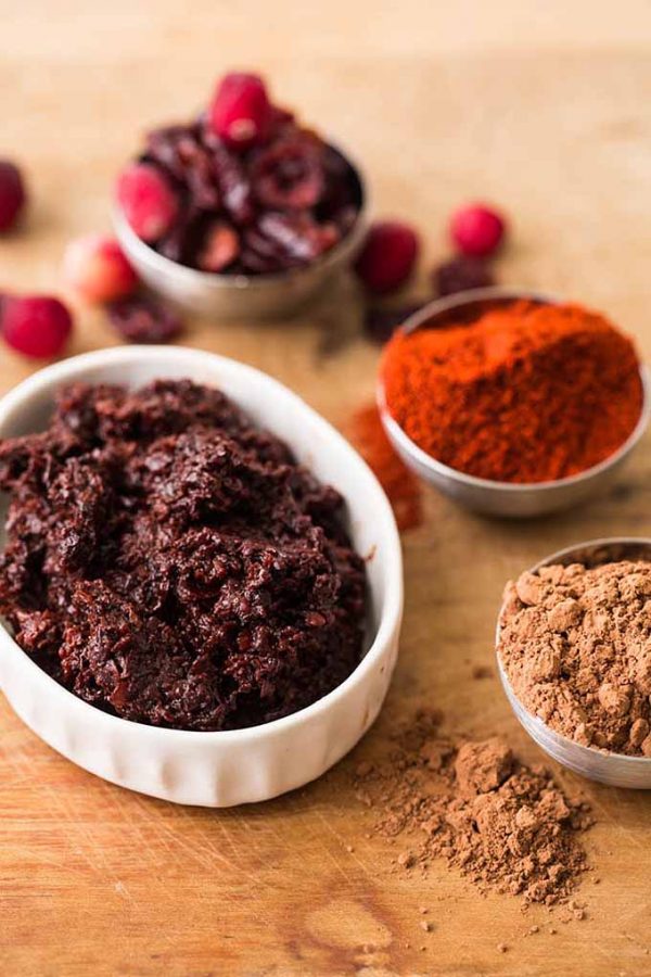 Spicy Chocolate-Cranberry Mole: A Fiery Ferments Recipe | Foodal