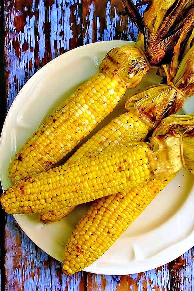 For lunch, dinner, and even dessert, we're all about sweet corn in the summertime. Check out our favorite recipes: https://foodal.com/knowledge/paleo/best-sweet-corn-recipes/