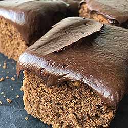 Make the Best Recipe for Old-Fashioned Cocoa Fudge Icing | Foodal.com