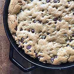 The Perfect Recipe for Skillet Chocolate Chip Cookie | Foodal.com
