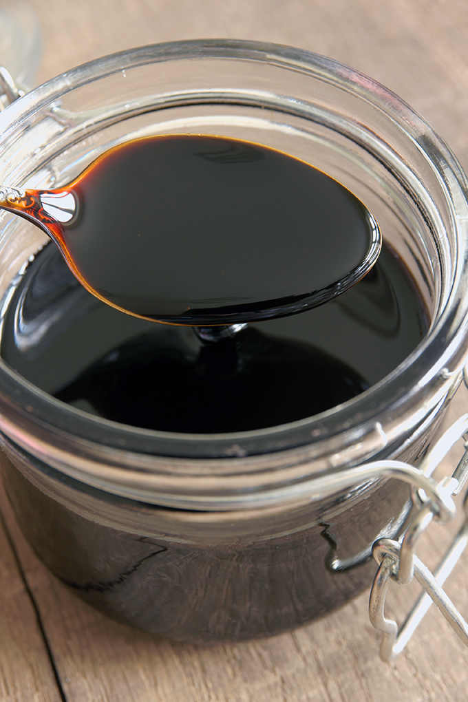 Of all the mouthwatering sugars and sweeteners available to today’s cooks, molasses may be the least understood and the least used. We hope to change that! Read all about molasses, and how you can use this versatile ingredient in so many dishes: https://foodal.com/knowledge/baking/why-try-molasses/