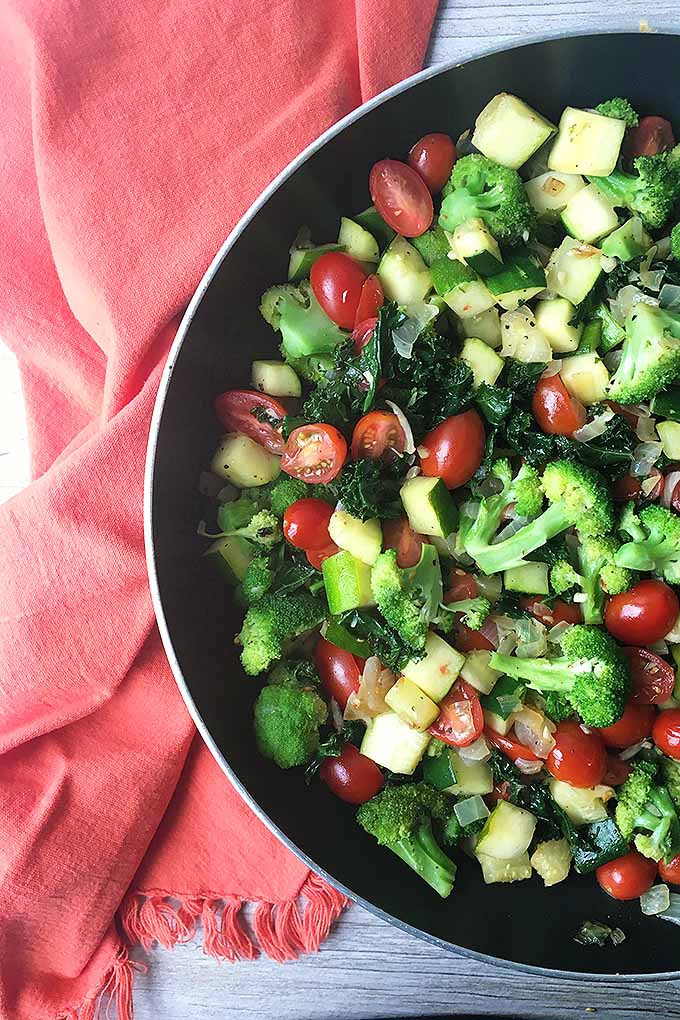 ooking for a fresh way to cook your veggies? Try Foodal's super fast and easy saute with nutrient-packed ingredients to make a tasty and healthy dish. We share the recipe: https://foodal.com/recipes/veggies/broccoli-cherry-tomato-italian-kale-and-onion-saute/