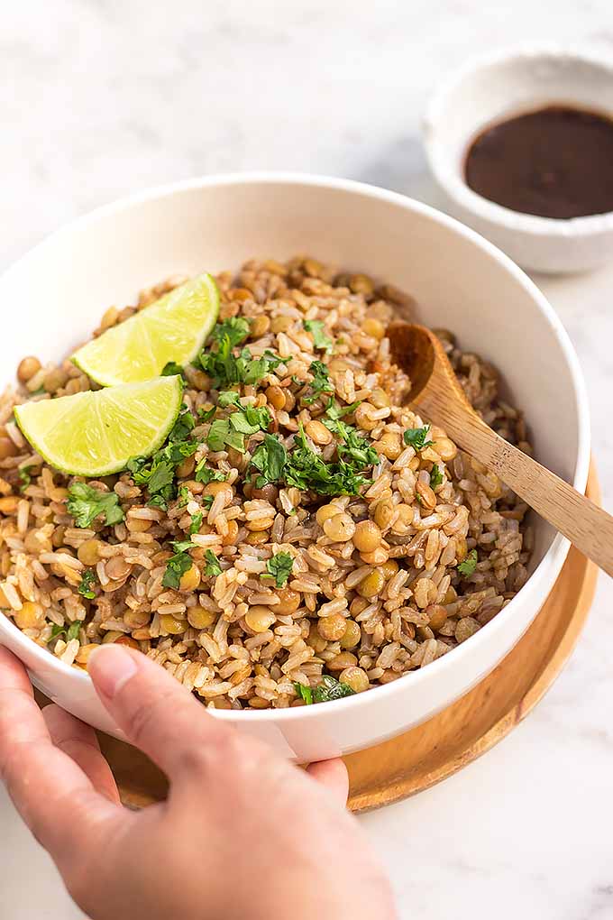 Tired of the same old side dish? Make our lentil and brown rice salad, made with exciting and bold flavors! We share the recipe now: https://foodal.com/recipes/grains-and-legumes/lentil-brown-rice-salad/