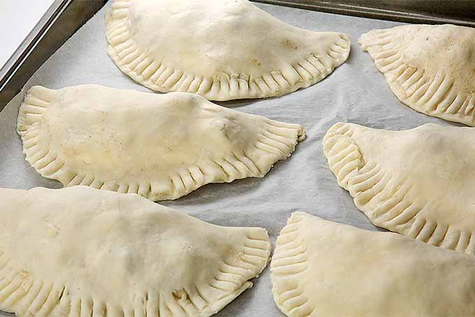 Seal the edges before baking apple hand pies. | Foodal.com