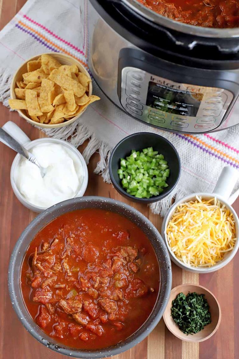 Root for the Home Team with Slow Cooker Game Day Chili | Foodal