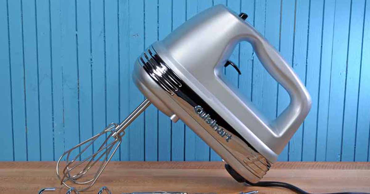https://foodal.com/wp-content/uploads/2018/12/Review-of-the-Cuisinart-HM-90BSC-Power-Advantage-Plus-9-Speed-Hand-Mixer-FB.jpg