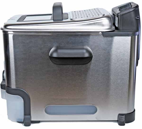 https://foodal.com/wp-content/uploads/2018/12/T-fal-Ultimate-EZ-Clean-Fryer-isolated.jpg