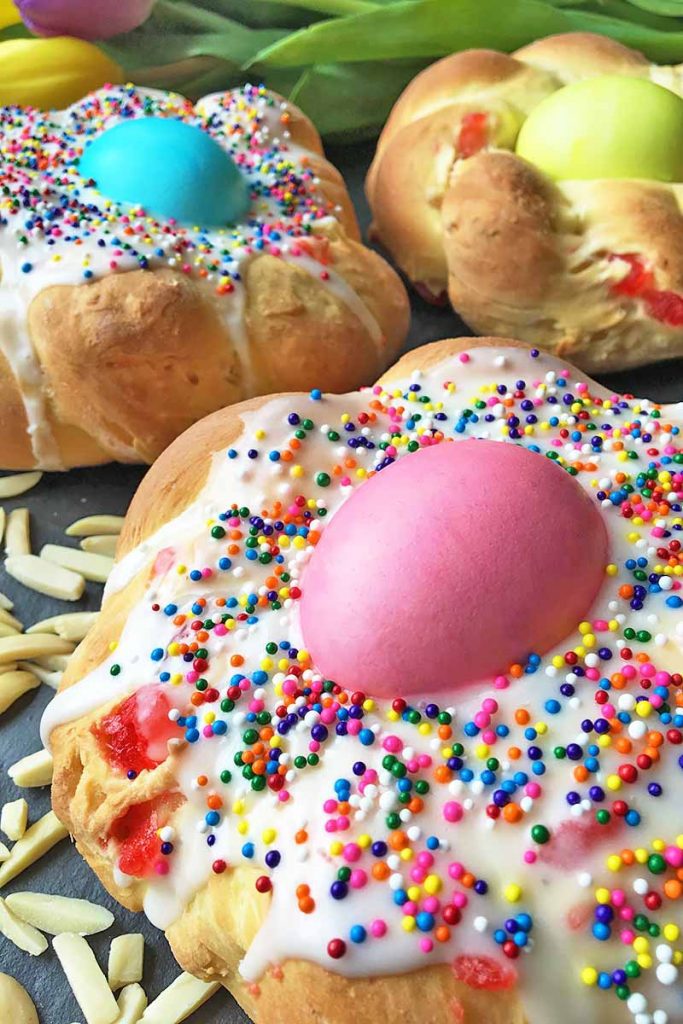 Italian Easter Bread With Dyed Eggs Recipe Foodal