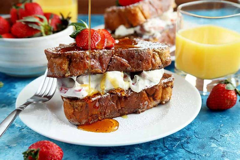 Strawberry Mascarpone Stuffed French Toast | Foodal