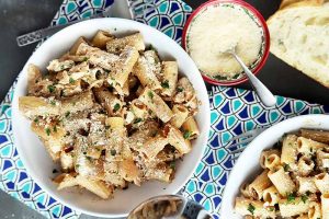 Hearty, Tangy Pasta with Balsamic Vinegar, Mushrooms, and Goat Cheese