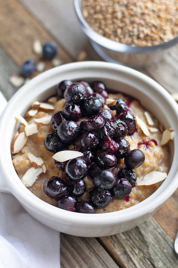 Einkorn Breakfast Porridge with Maple Roasted Blueberries | Foodal