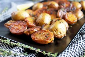 These Lemon Baby Potatoes are a Quick and Easy Side Dish