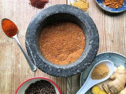 Ras el Hanout (how to make a Moroccan Spice Blend) - Bowl of Delicious