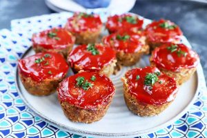 The Easiest Mini Meatloaf Muffins