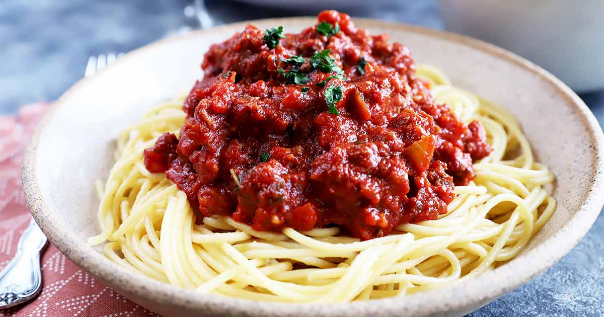 Weeknight-Spaghetti-Bolognese-Best-Recipe.jpg
