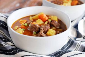 How to Cook Beef Stew in the Electric Pressure Cooker