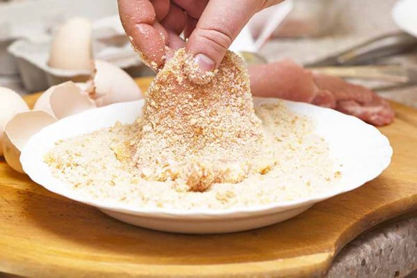 The Difference Between Breadcrumbs and Panko | Foodal