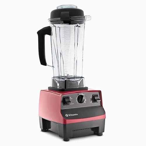 Image of the Vitamix 5200 Standard Model in Red.