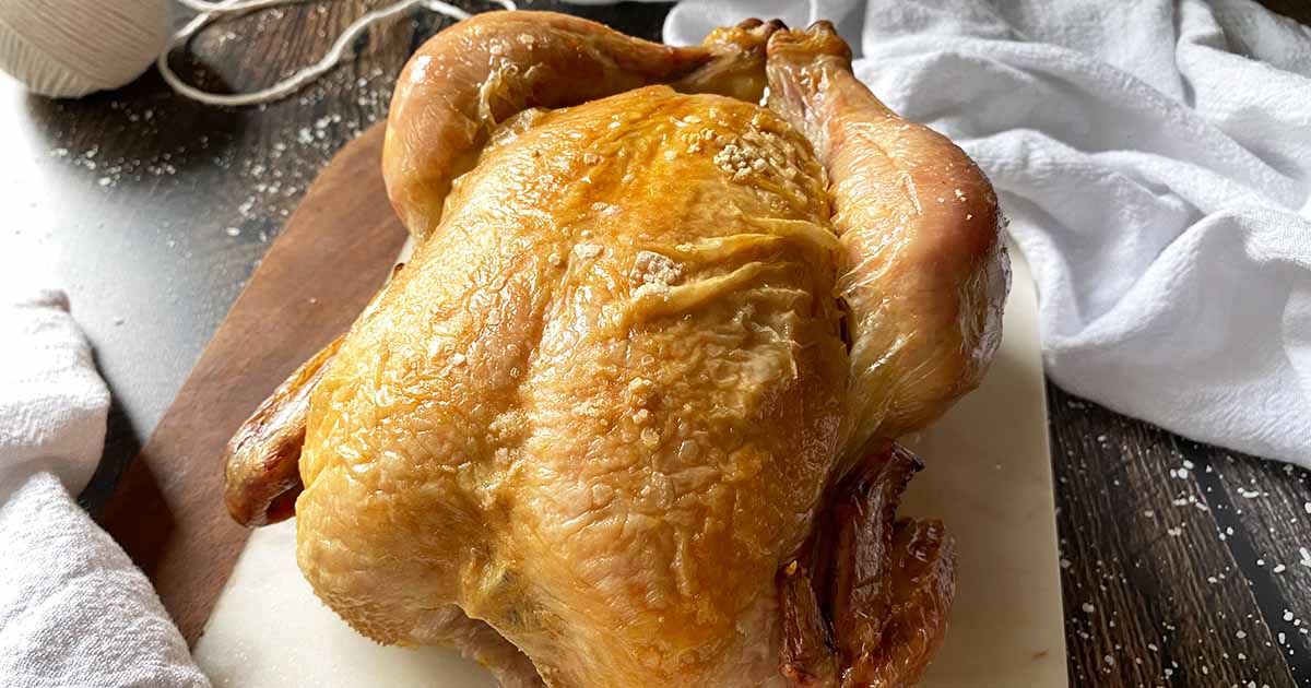 https://foodal.com/wp-content/uploads/2022/10/Easy-Roasted-Chicken-An-Essential-Dish.jpg