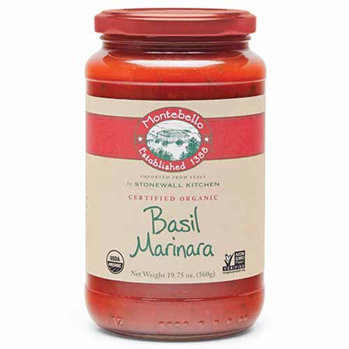 Image of a Stonewall Kitchen's Basil Marinara Sauce in a jar.