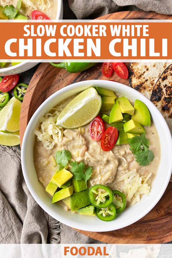 Slow Cooker White Chicken Chili Recipe | Foodal