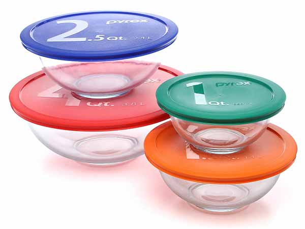 Image of the set of Pyrex Smart Essentials Glass Bowls with colorful lids.