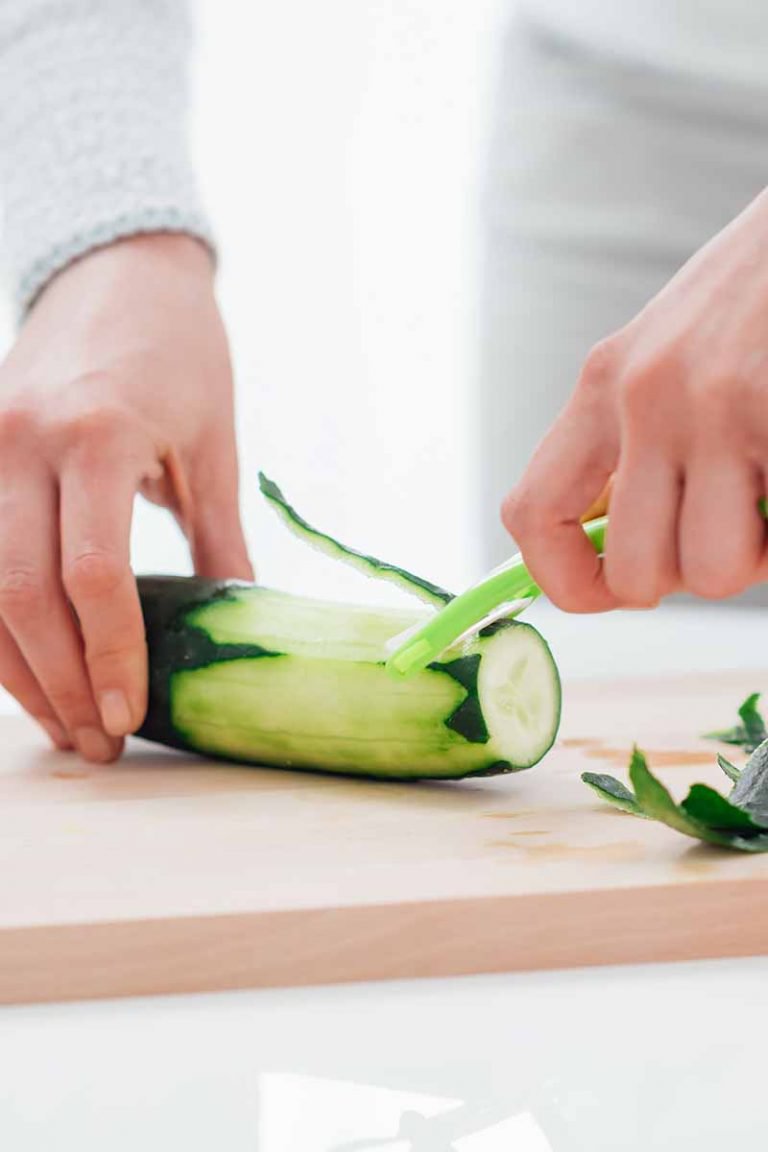 The Top 7 Vegetable Peelers Reviewed in 2024 | Foodal